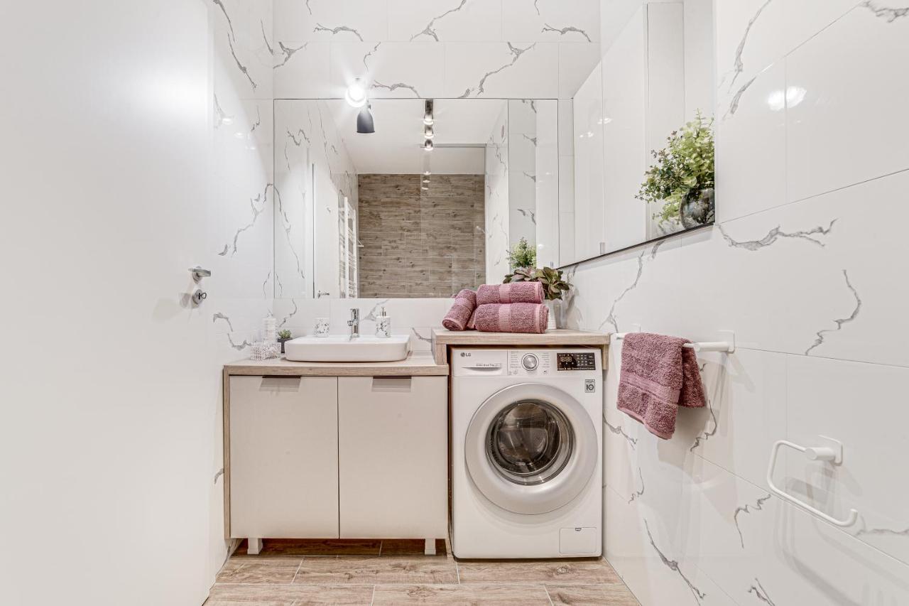 Elegant Apartment Near Afi & Atrium Mall Αράντ Εξωτερικό φωτογραφία