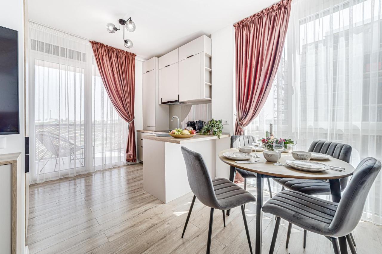 Elegant Apartment Near Afi & Atrium Mall Αράντ Εξωτερικό φωτογραφία